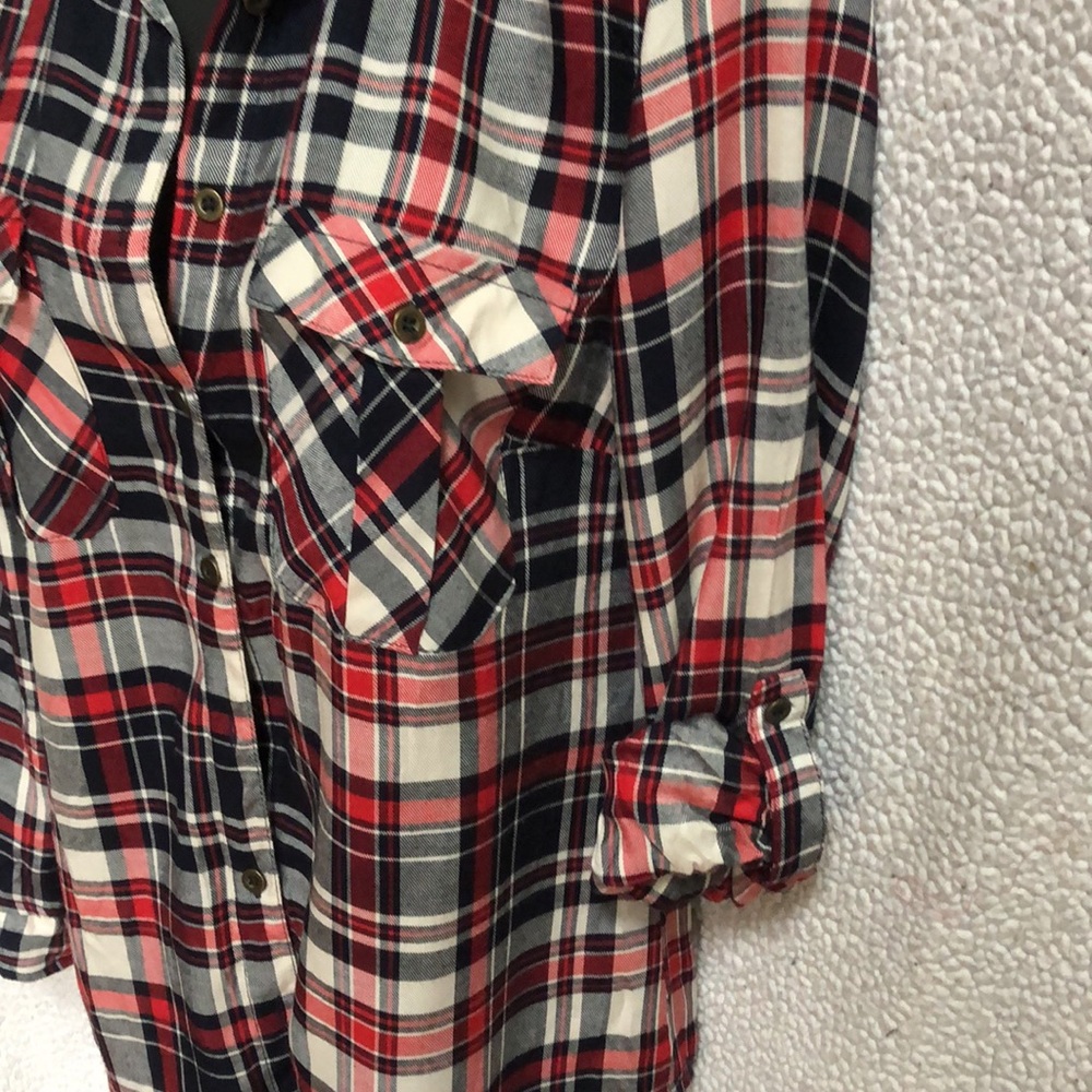 Charlotte Russe soft button down long sleeve plaid shirt - Picture 4 of 9